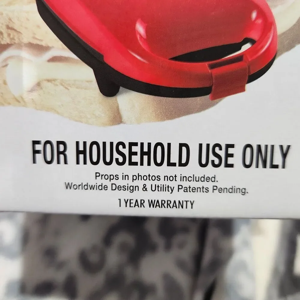 Sandwich Maker Small Red 8x5 Compact